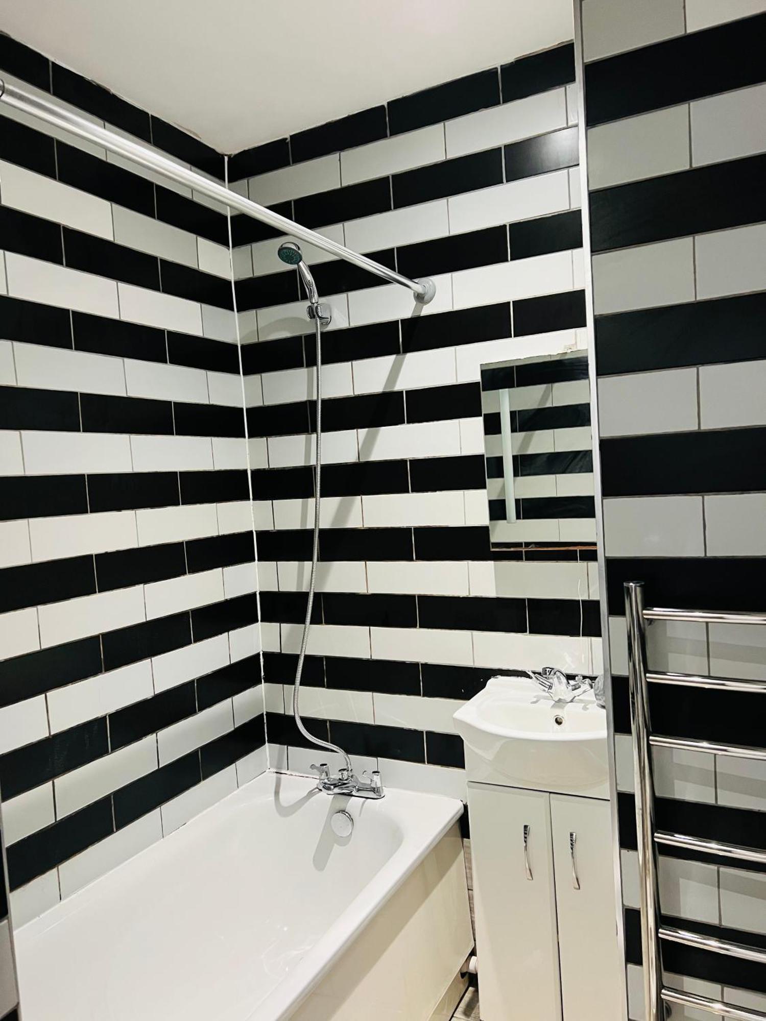 "Spacious Family, Friendly" 1 Bedroom In Kings Cross, St Pancras!!!118A Лондон Экстерьер фото