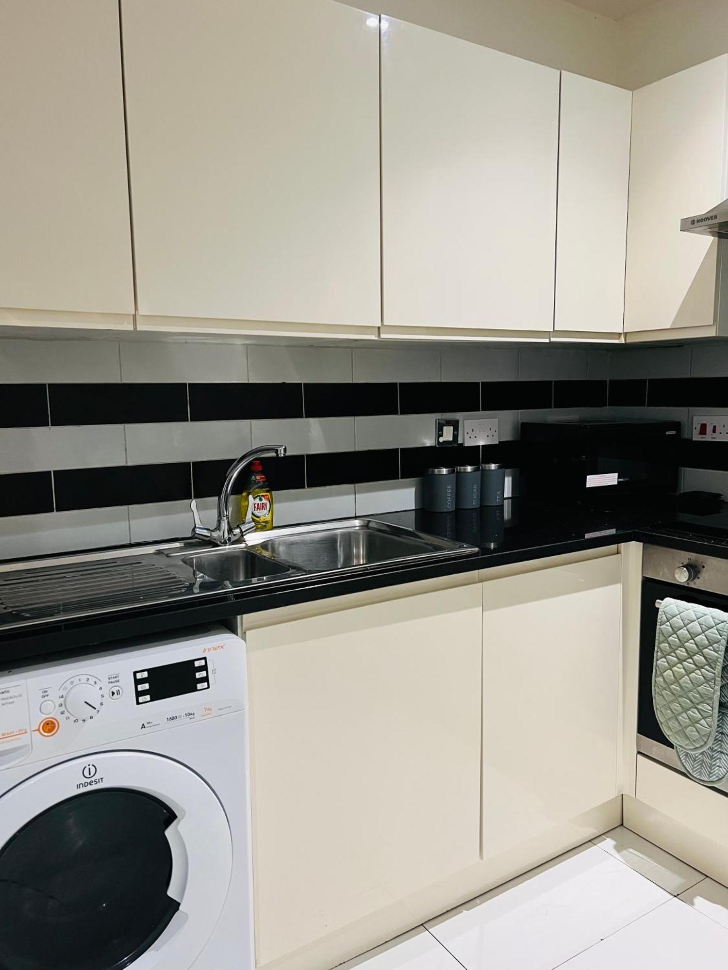 "Spacious Family, Friendly" 1 Bedroom In Kings Cross, St Pancras!!!118A Лондон Экстерьер фото